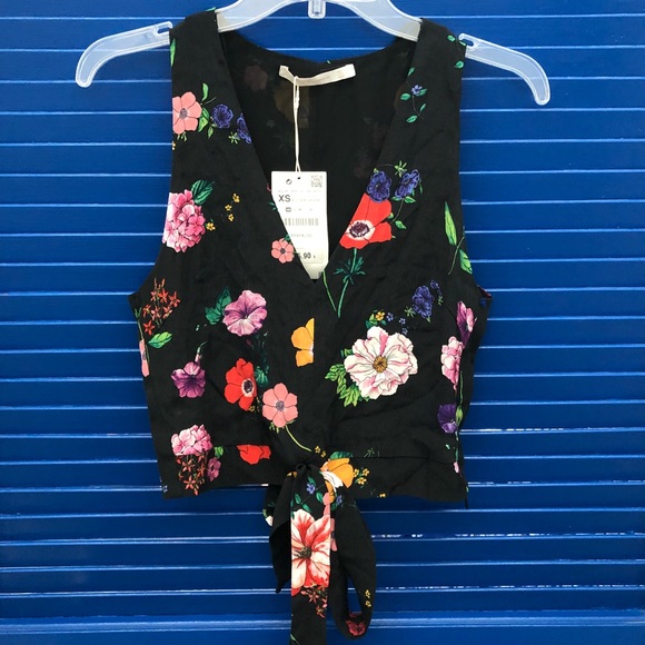 Zara Tops - New Zara Floral Top